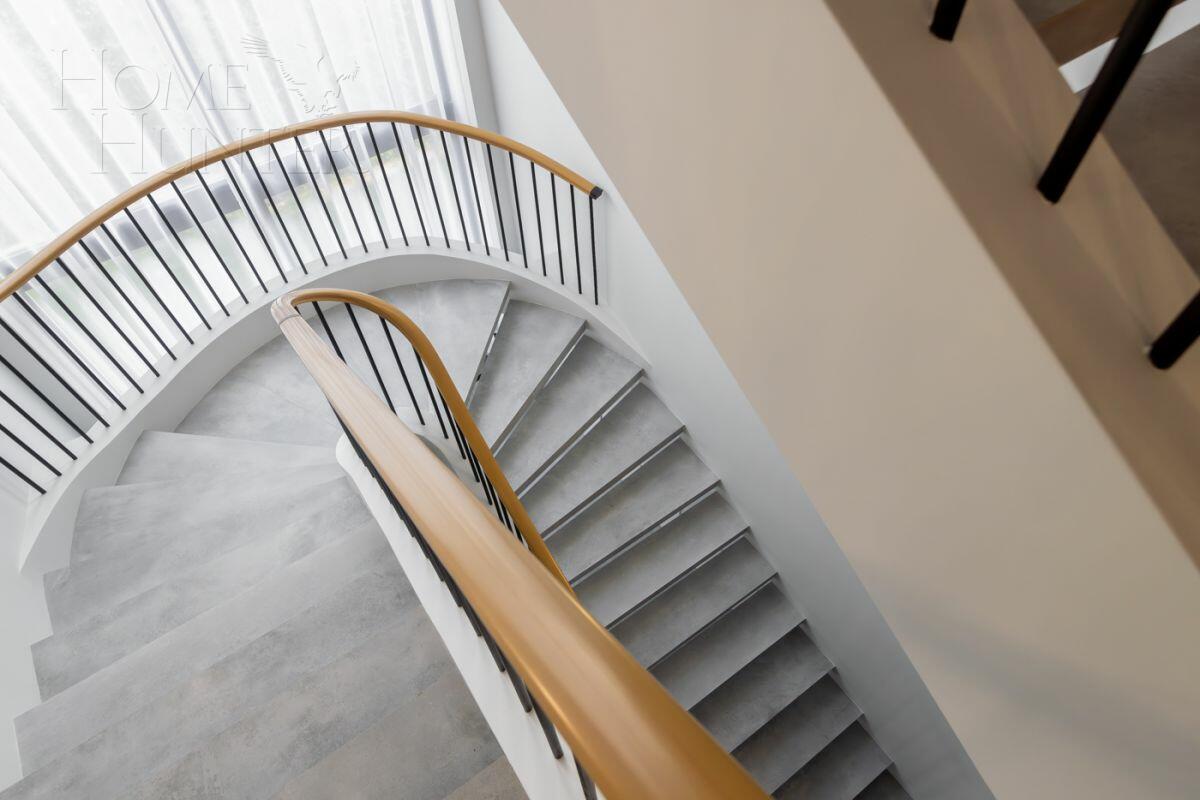 2-этажный коттедж 1 327 м² с отделкой