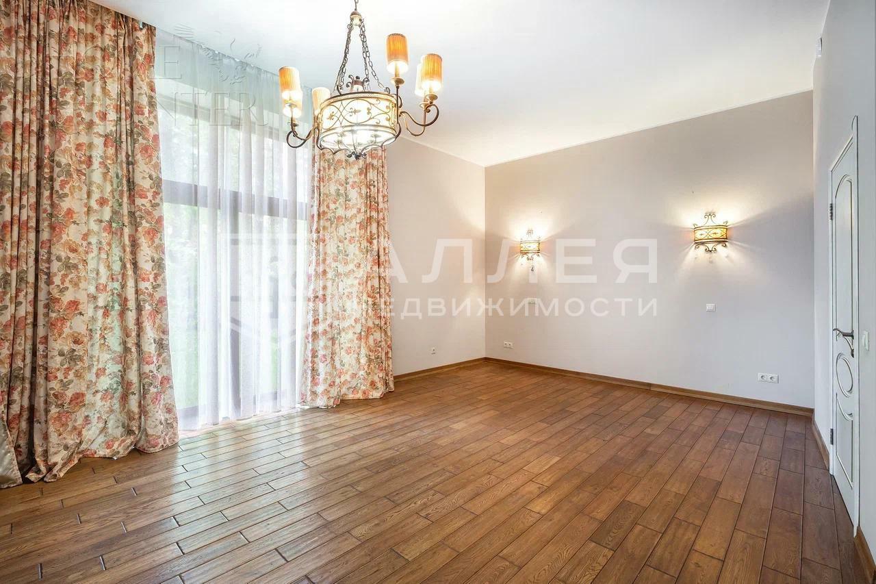 2-этажный коттедж 478 м² с отделкой