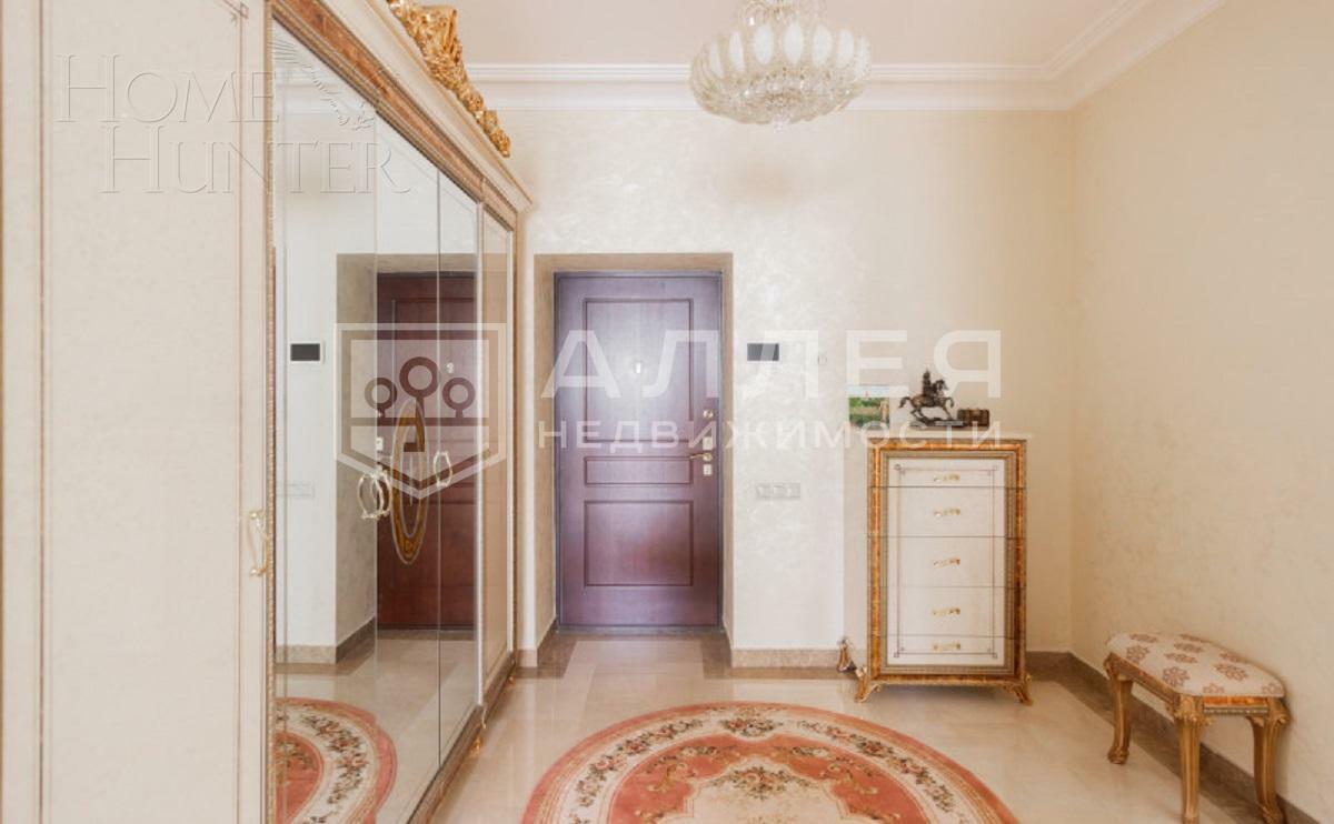 2-этажный коттедж 450 м² с отделкой