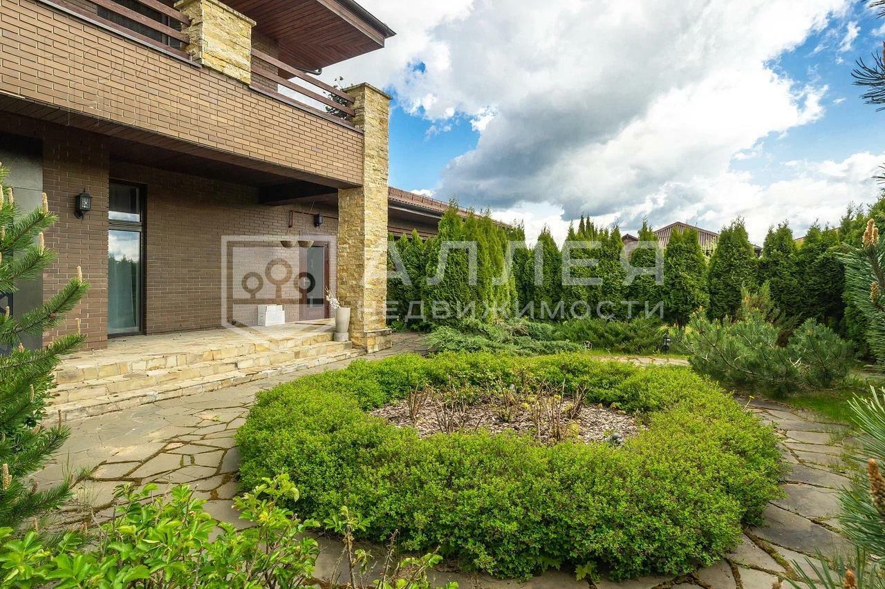 2-этажный коттедж 478 м² с отделкой