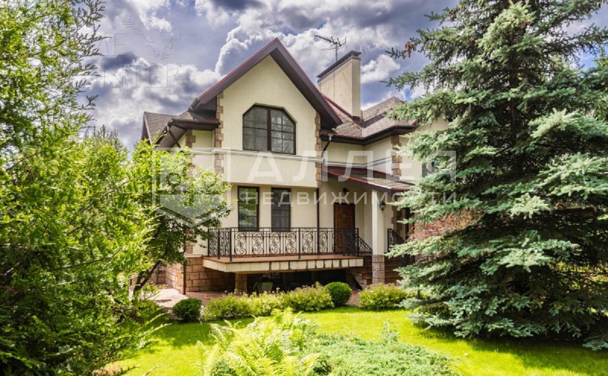 2-этажный коттедж 450 м² с отделкой