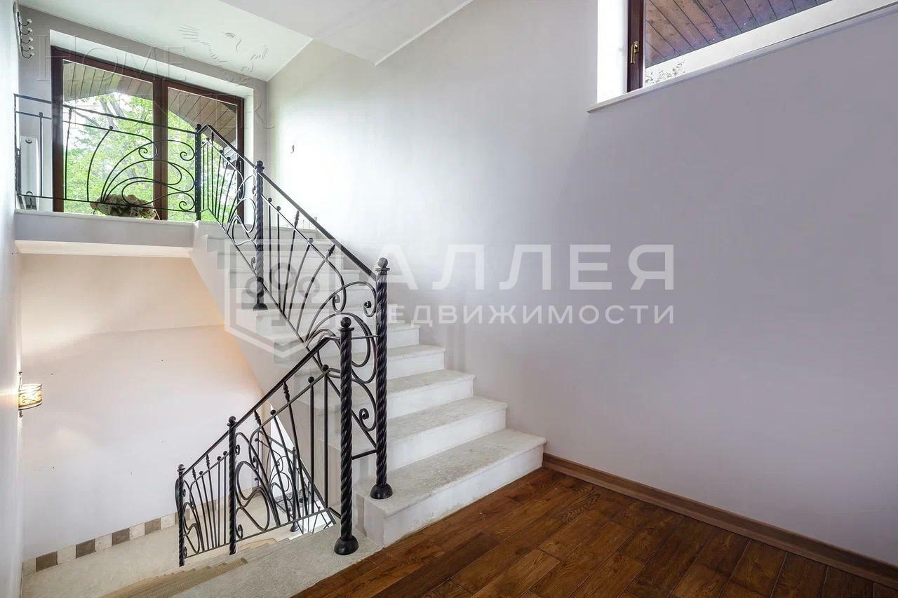 2-этажный коттедж 478 м² с отделкой