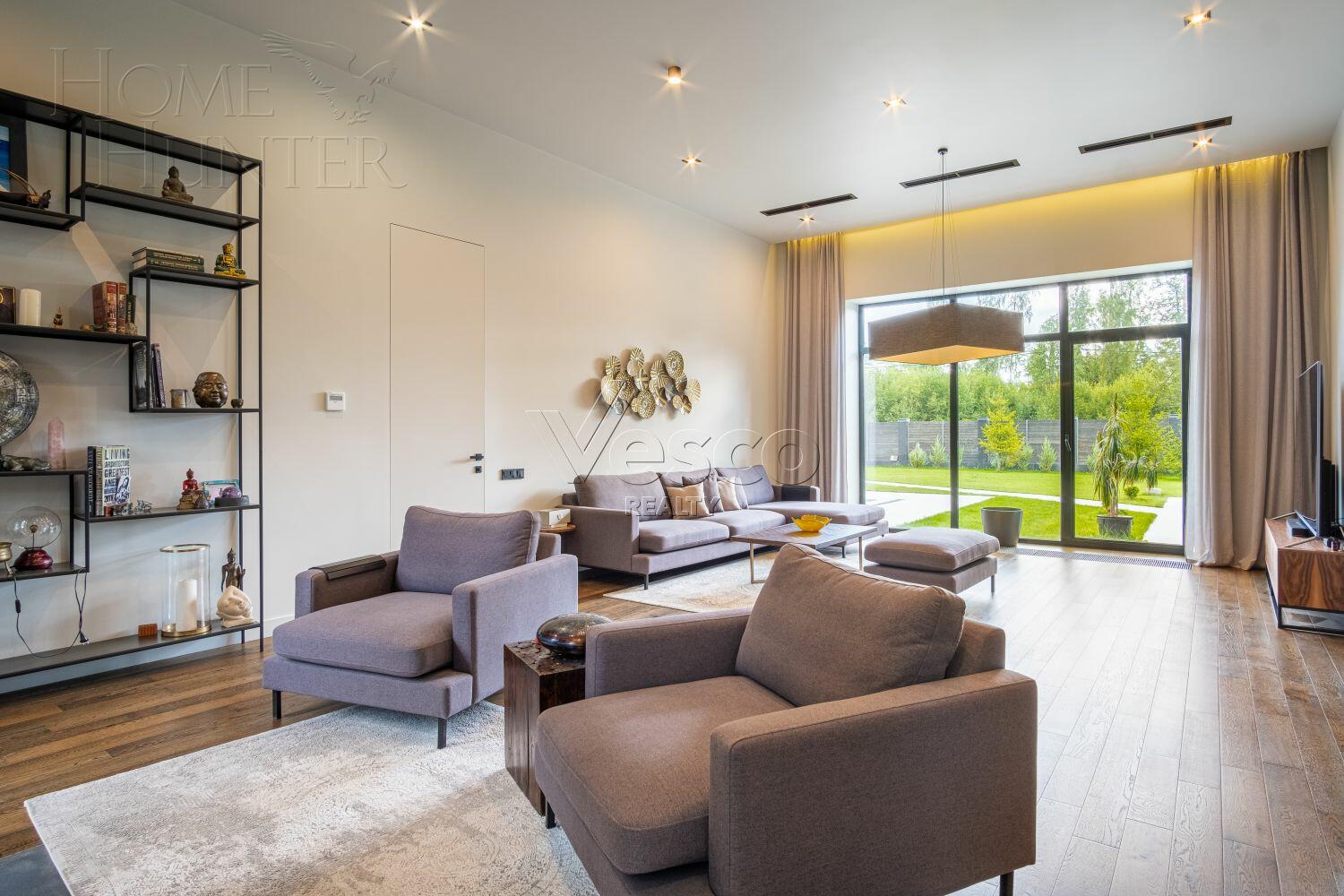 2-этажный коттедж 450 м² с отделкой