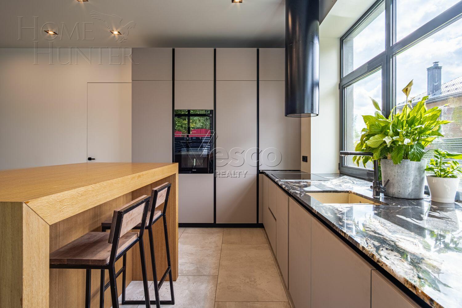 2-этажный коттедж 450 м² с отделкой