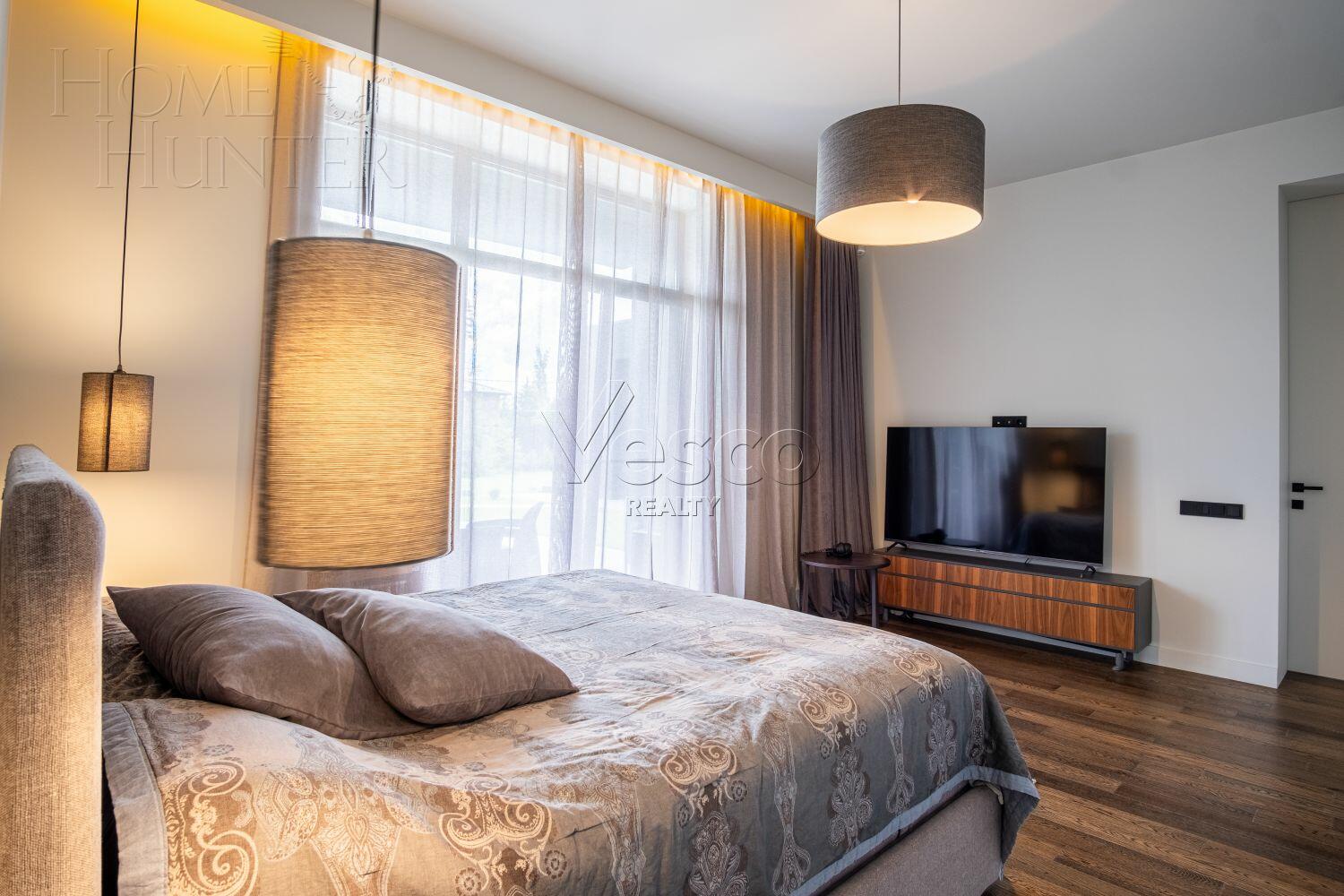 2-этажный коттедж 450 м² с отделкой