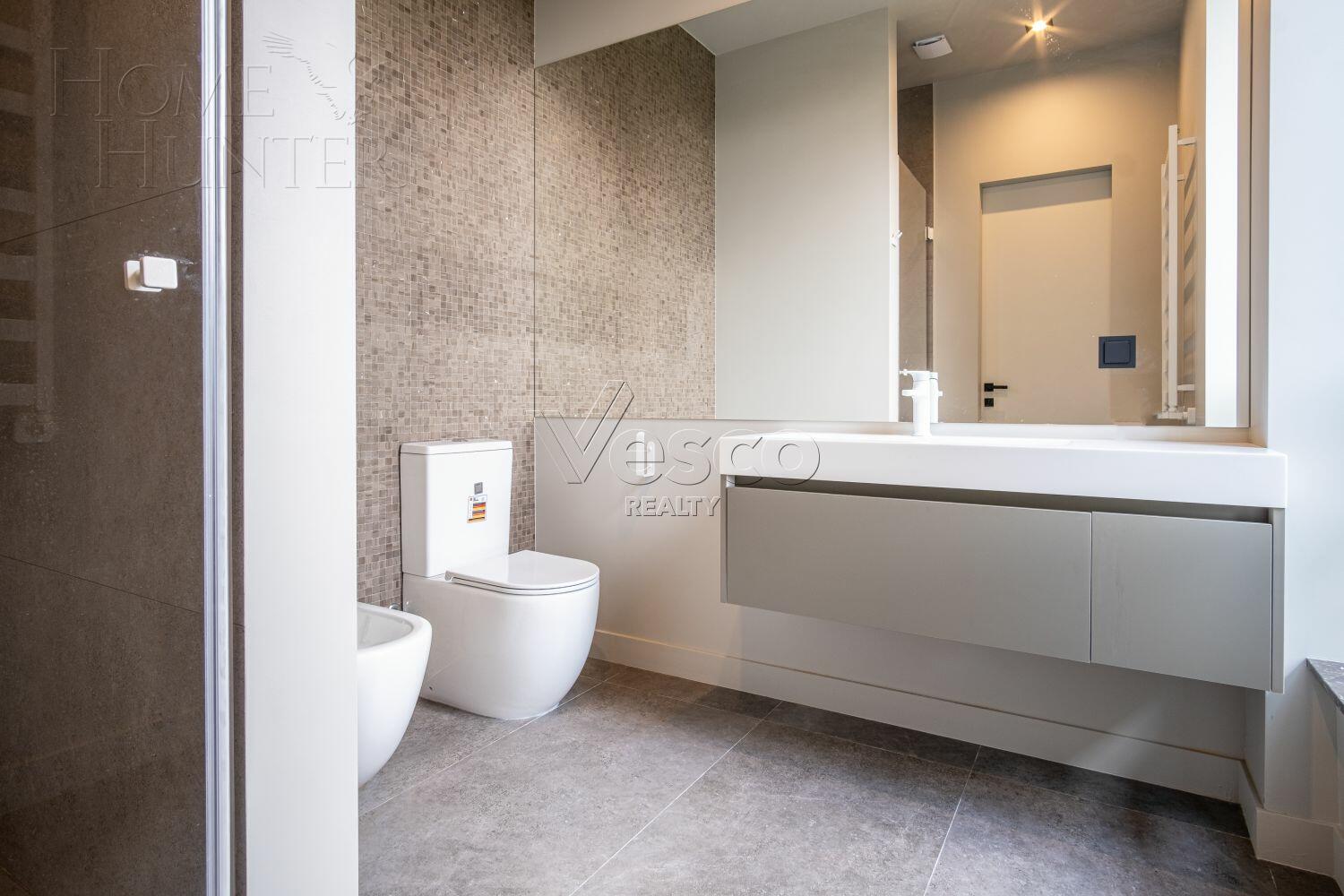 2-этажный коттедж 450 м² с отделкой