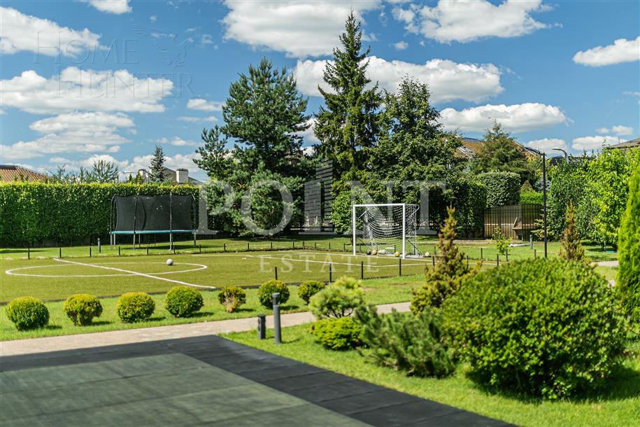 2-этажный коттедж 1 280 м² с отделкой