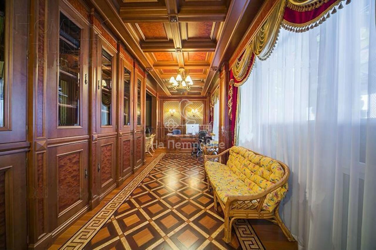 10-КОМН. КВАРТИРА С ОТДЕЛКОЙ 560 М² НА 4 ЭТАЖЕ