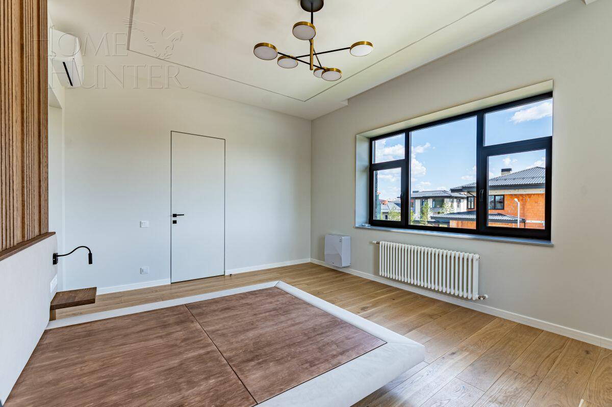 2-этажный коттедж 200 м² с отделкой