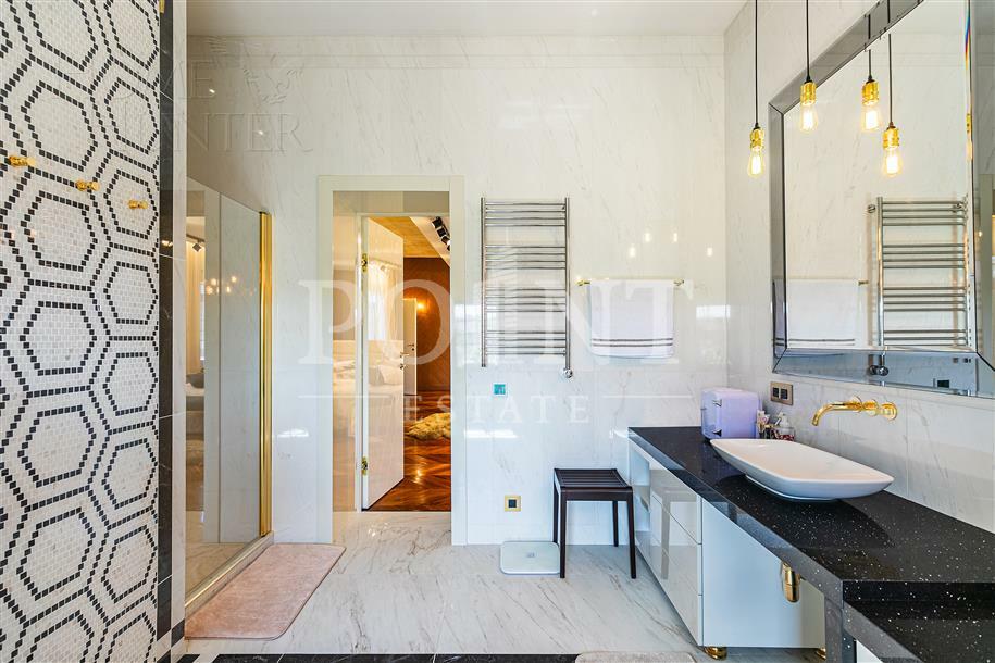 2-этажный коттедж 1 280 м² с отделкой