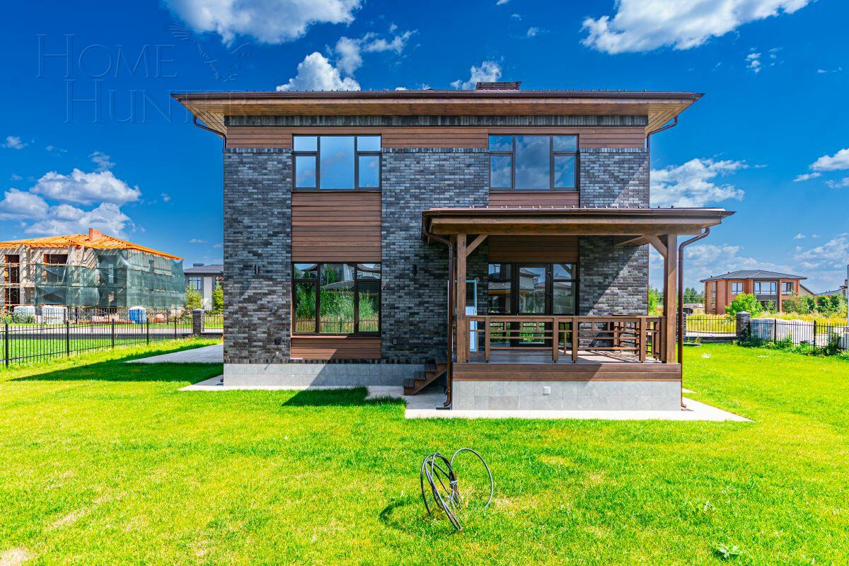 2-этажный коттедж 200 м² с отделкой