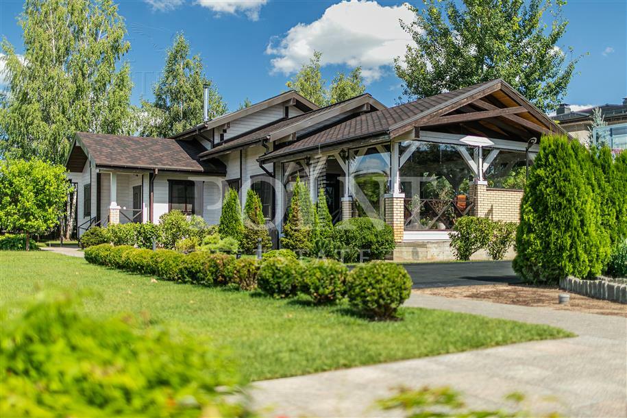 2-этажный коттедж 1 280 м² с отделкой