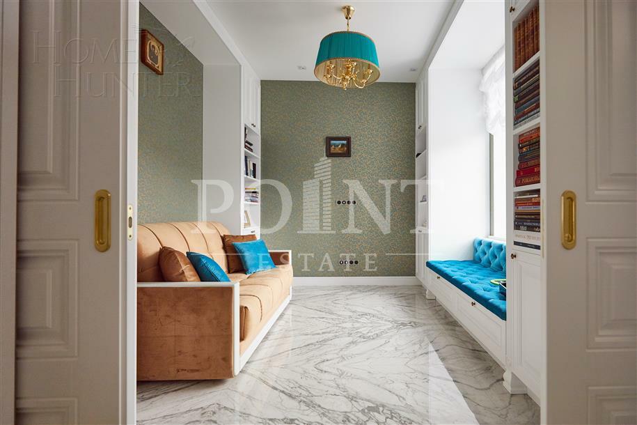 3-этажный коттедж 550 м² с отделкой