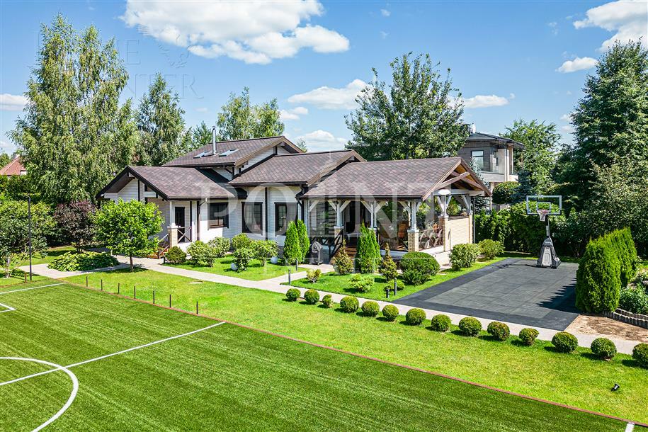 2-этажный коттедж 1 280 м² с отделкой