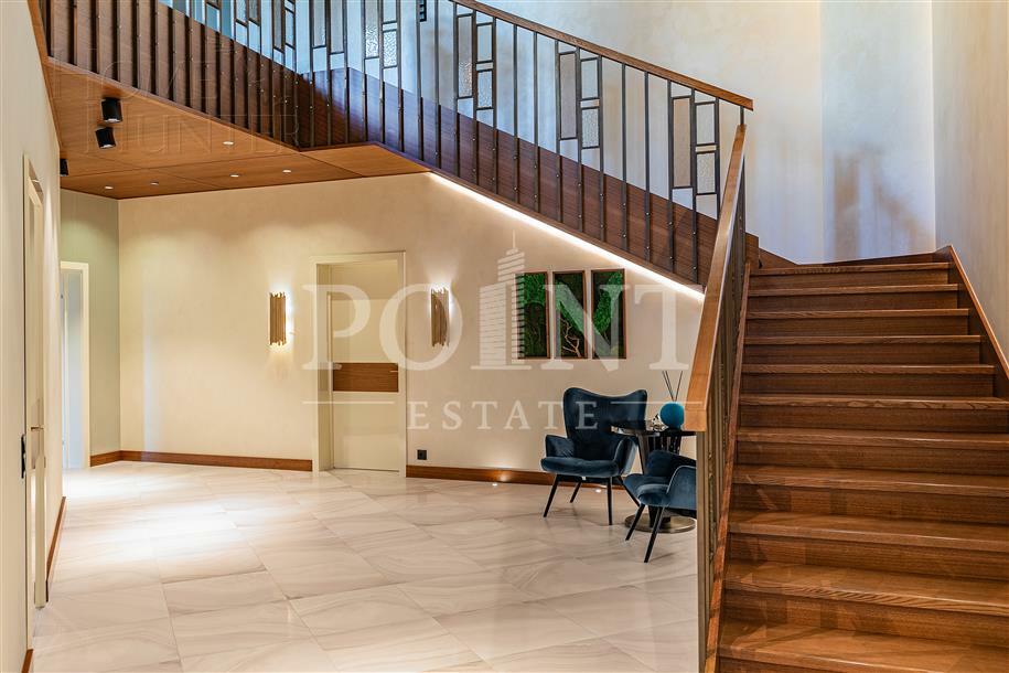 2-этажный коттедж 1 280 м² с отделкой