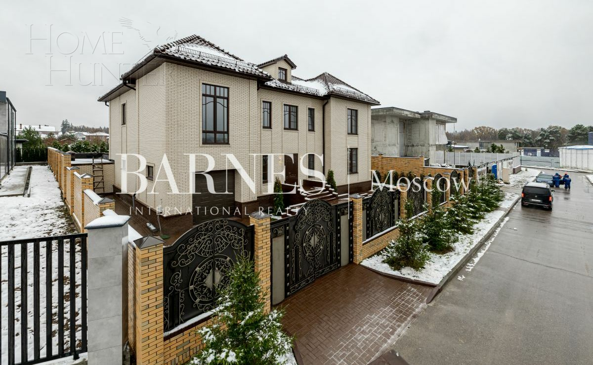 2-этажный коттедж 630 м² с отделкой