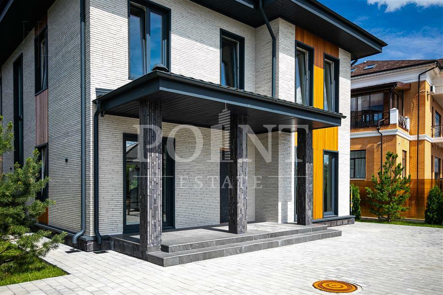 2-этажный коттедж 250 м² без отделки