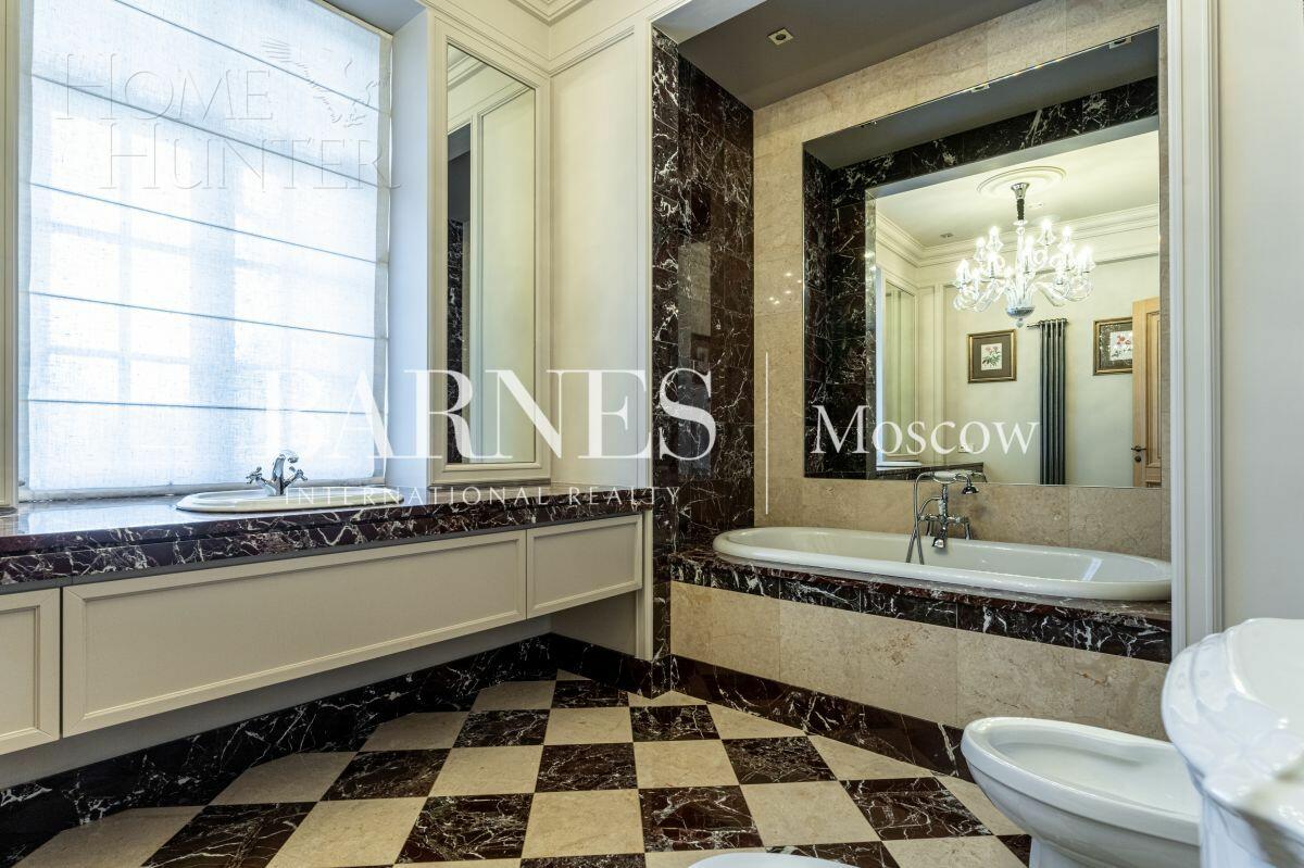 2-этажный коттедж 1 065 м² с отделкой