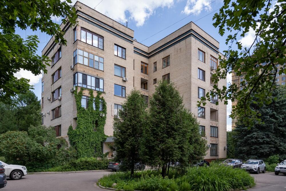5-КОМН. КВАРТИРА С ОТДЕЛКОЙ 220 М² НА 6 ЭТАЖЕ