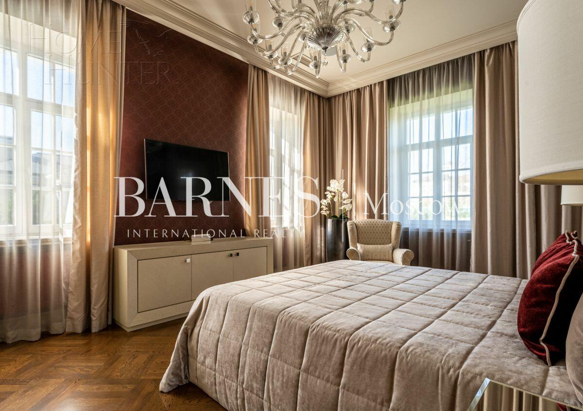 2-этажный коттедж 1 065 м² с отделкой