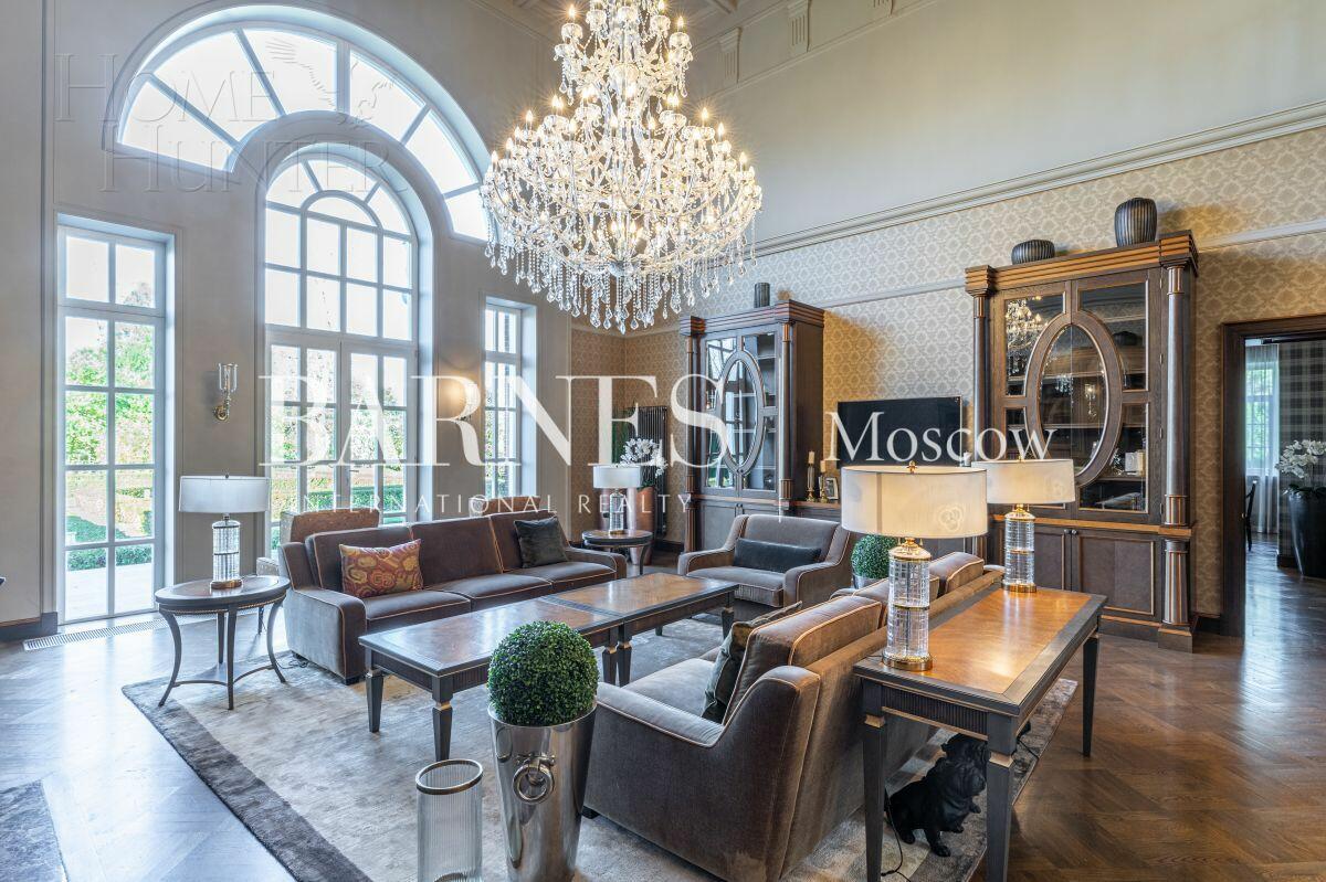 2-этажный коттедж 1 065 м² с отделкой