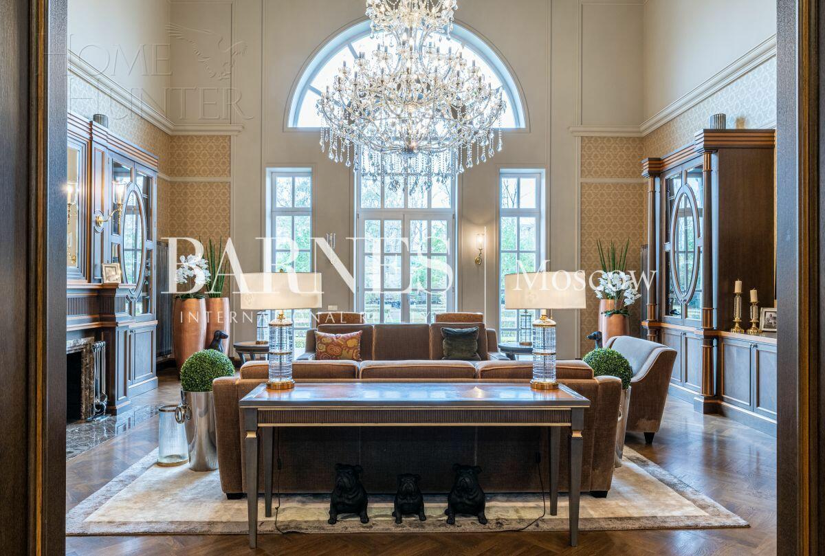 2-этажный коттедж 1 065 м² с отделкой