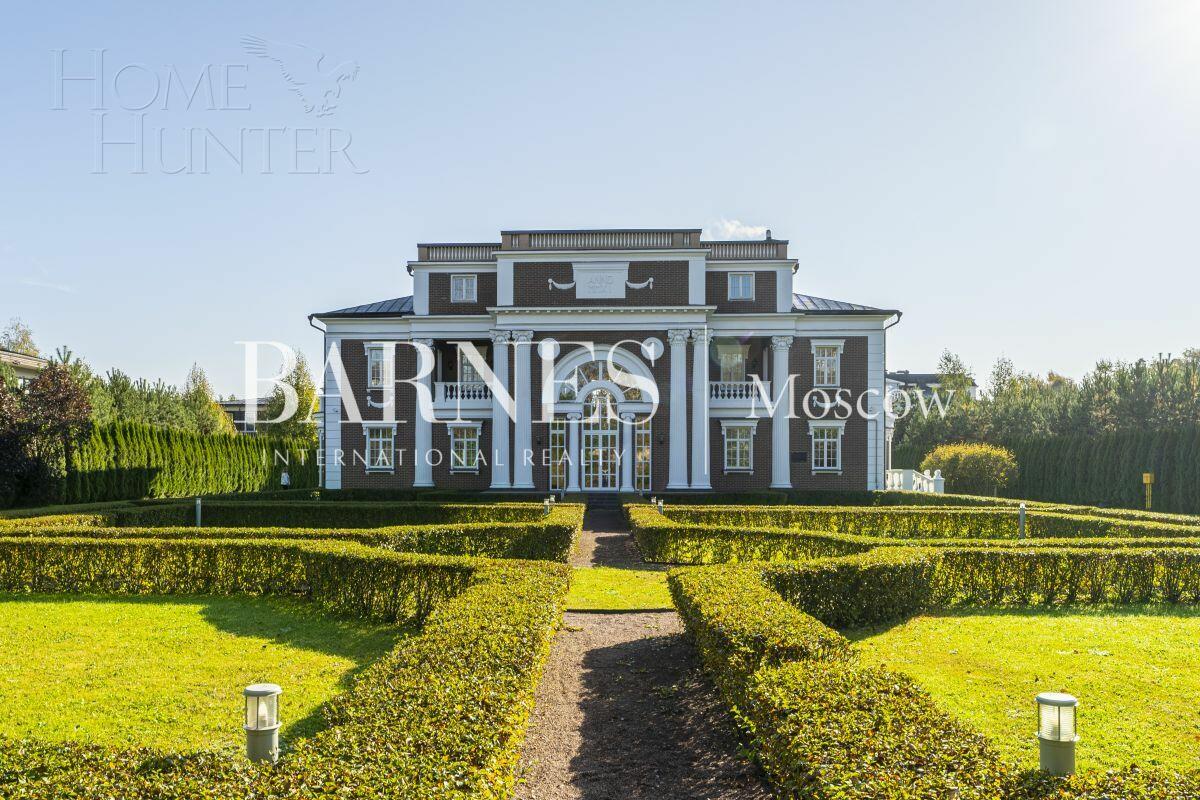 2-этажный коттедж 1 065 м² с отделкой