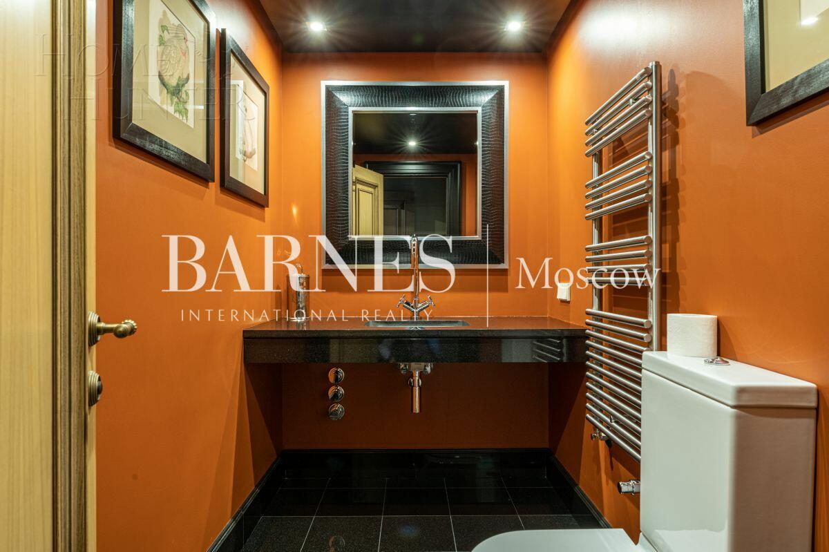 2-этажный коттедж 1 065 м² с отделкой