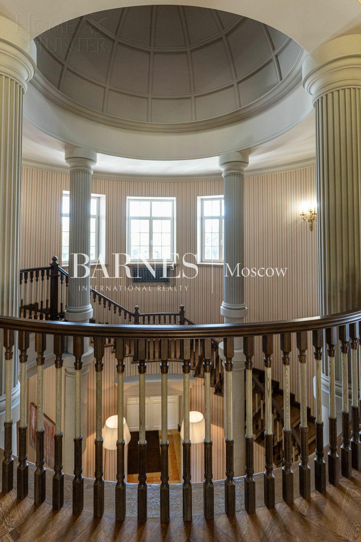 2-этажный коттедж 1 065 м² с отделкой