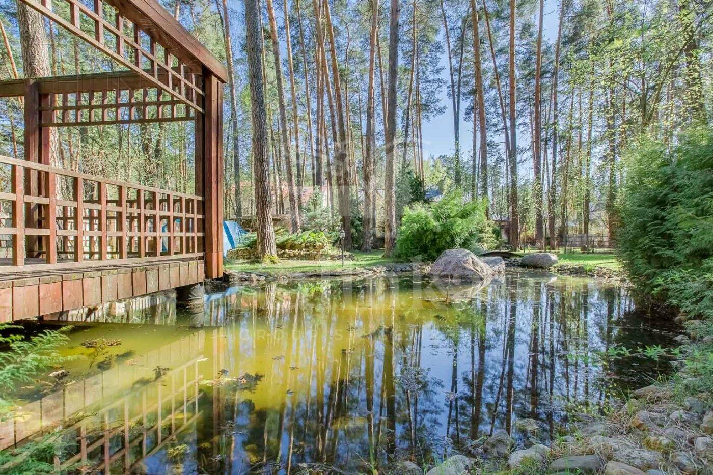 2-этажный коттедж 1 100 м² с отделкой