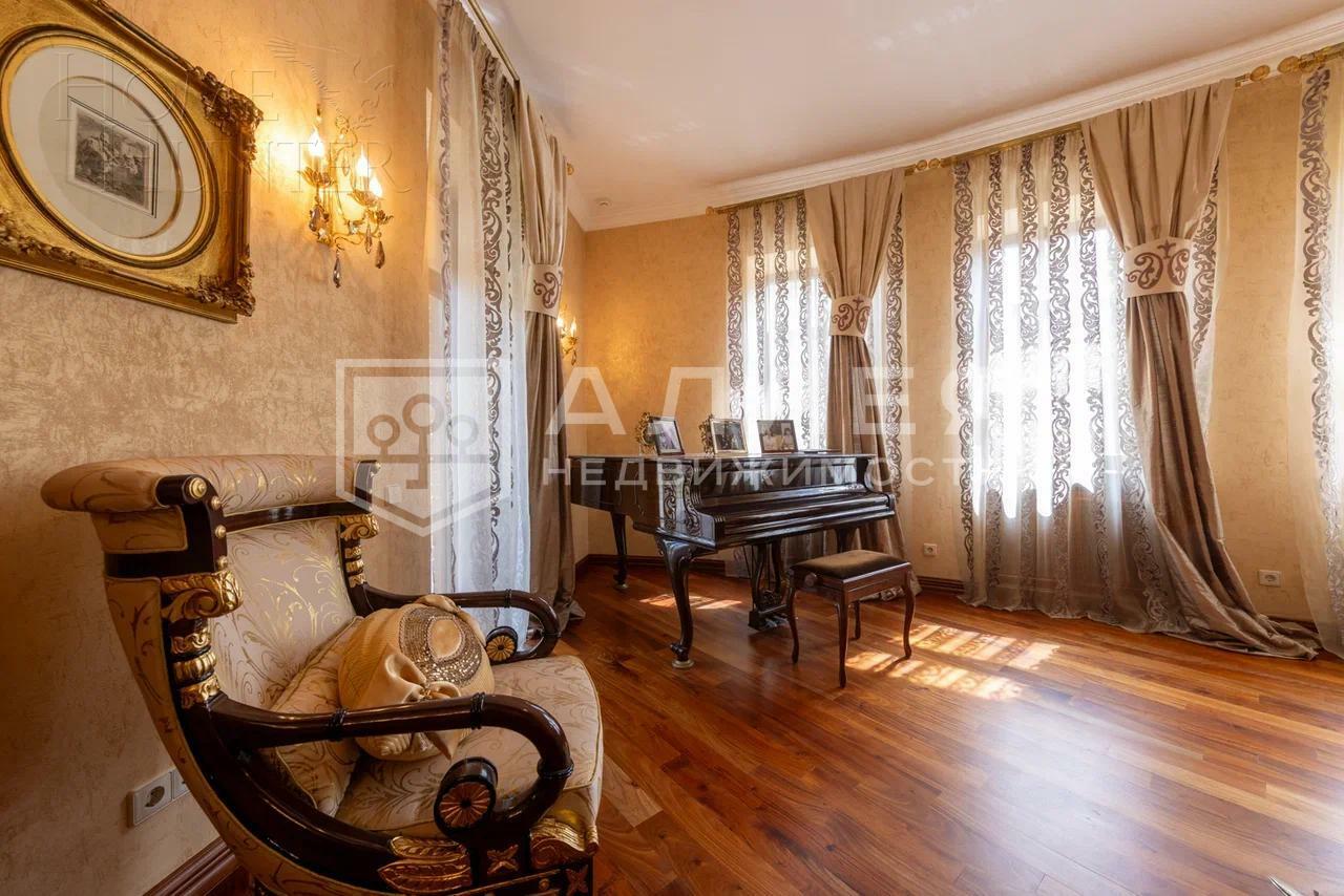 2-этажный коттедж 1 050 м² с отделкой