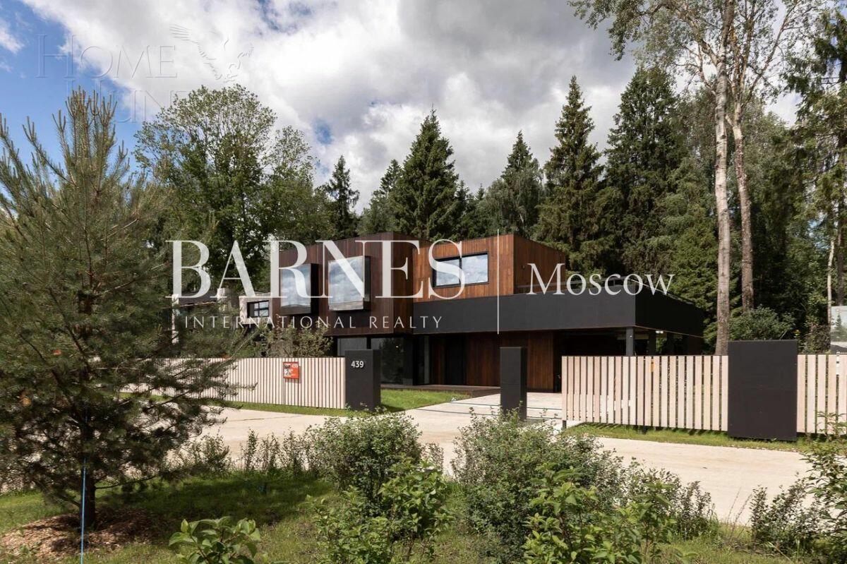 2-этажный коттедж 444 м² с отделкой