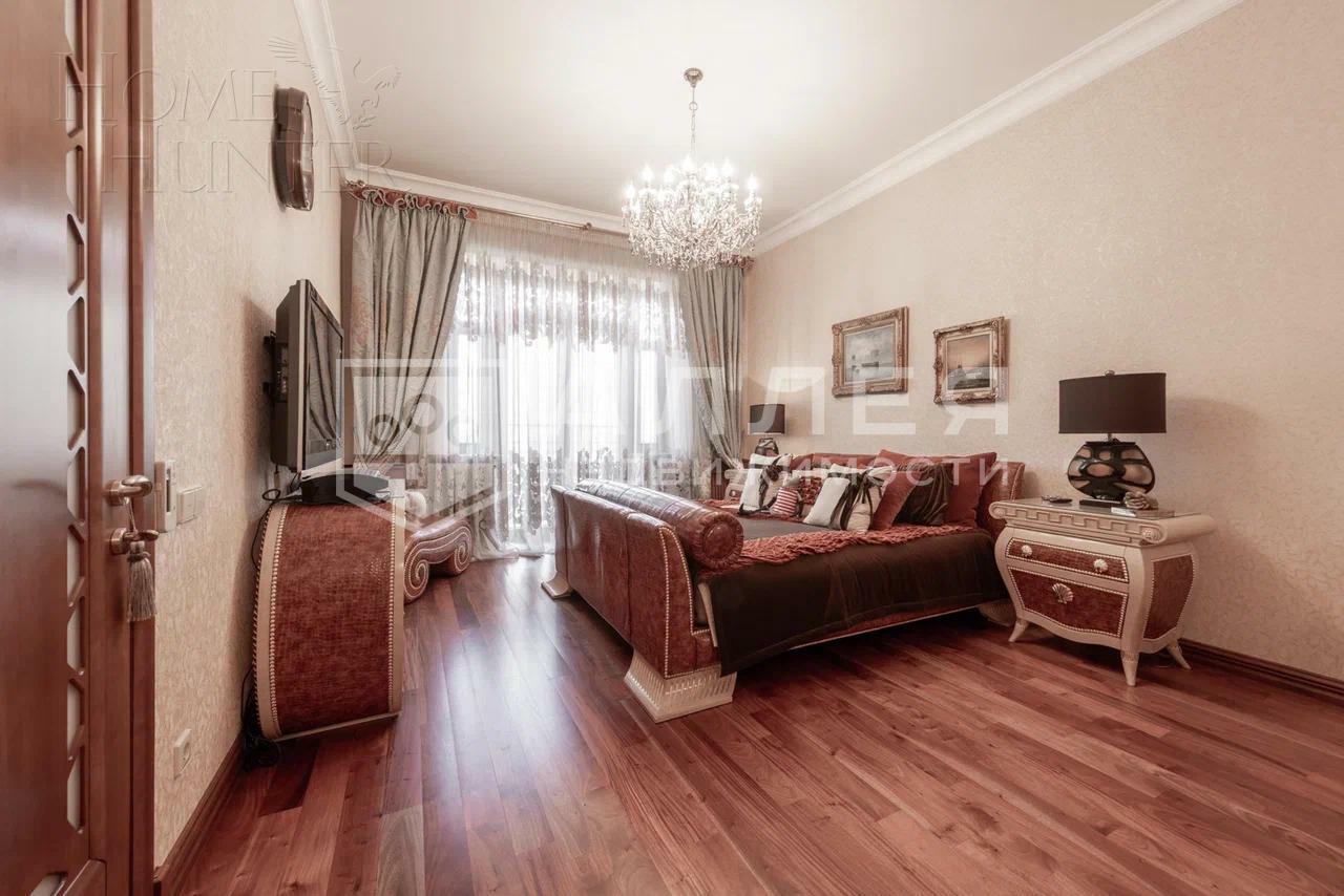 2-этажный коттедж 1 050 м² с отделкой