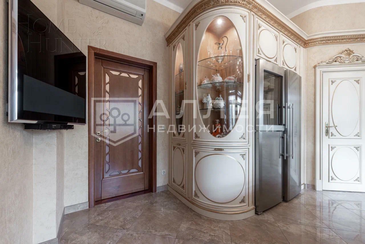 2-этажный коттедж 1 050 м² с отделкой