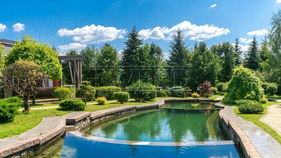 2-этажный коттедж 500 м² с отделкой