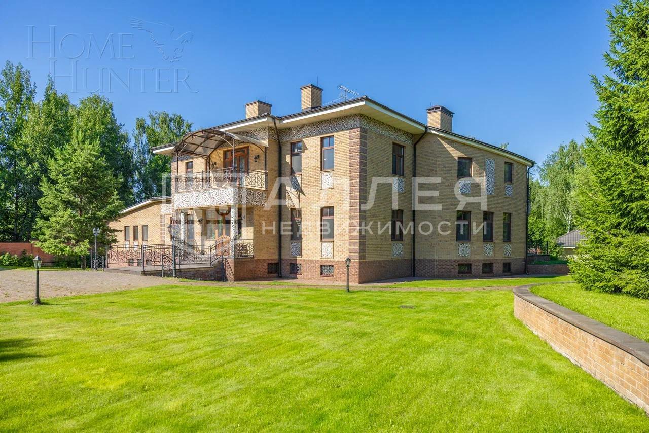 2-этажный коттедж 1 050 м² с отделкой