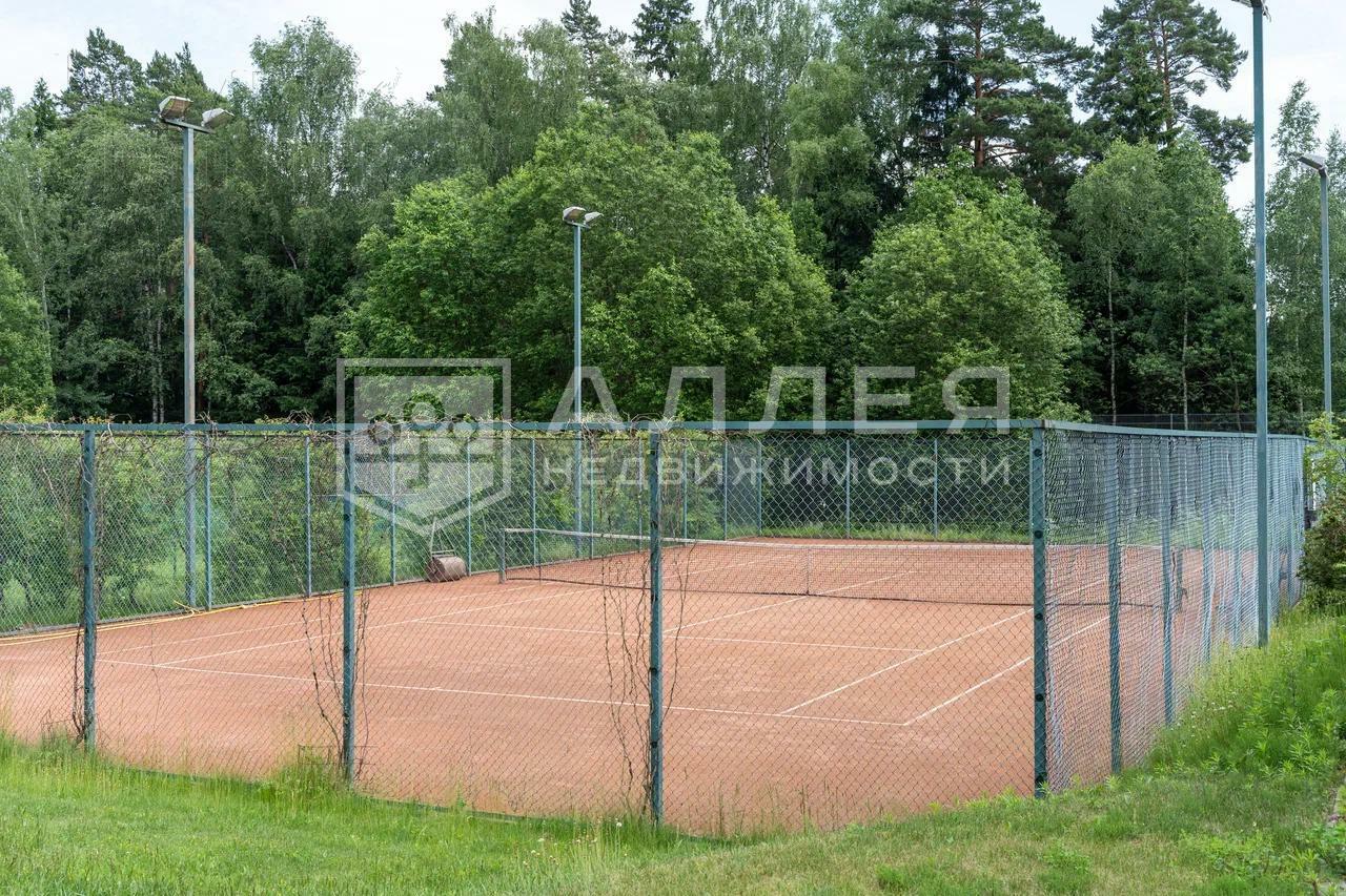 2-этажный коттедж 280 м² с отделкой