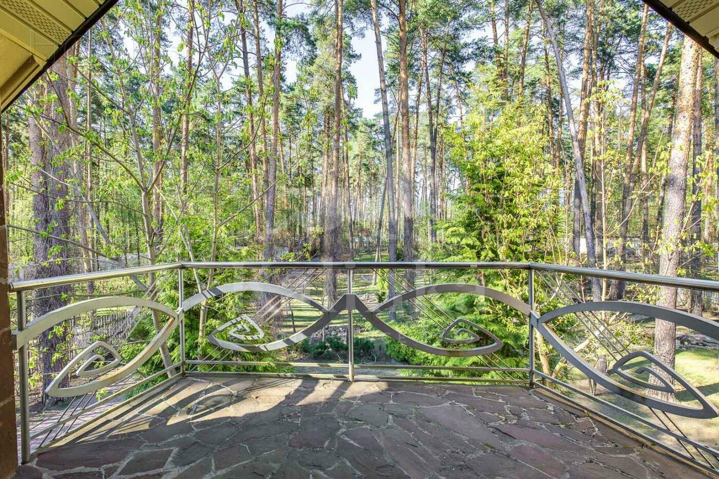 2-этажный коттедж 1 100 м² с отделкой