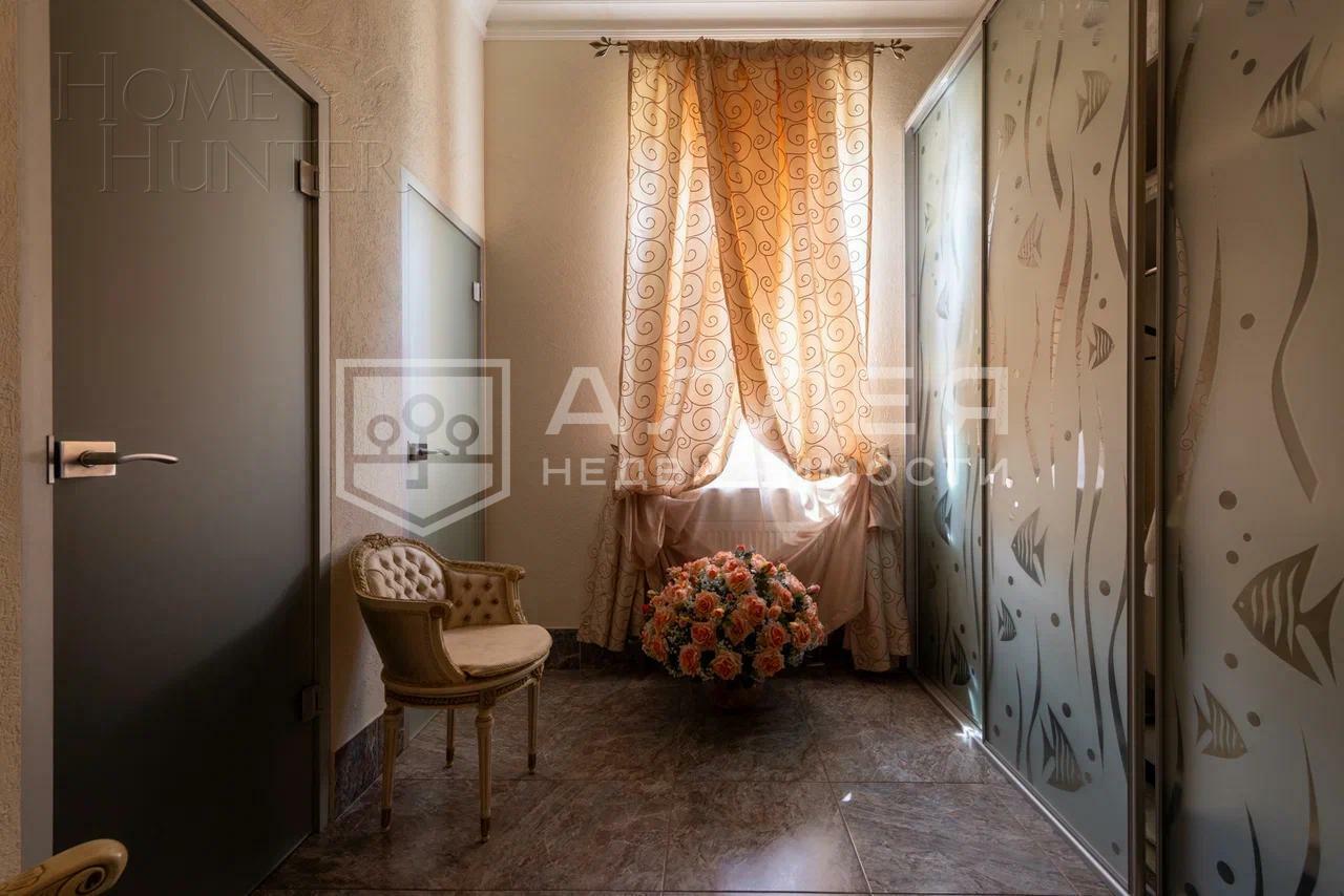 2-этажный коттедж 1 050 м² с отделкой