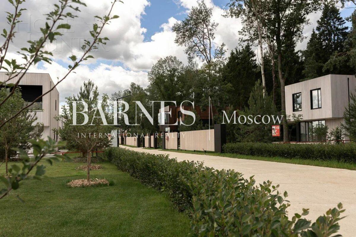 2-этажный коттедж 444 м² с отделкой