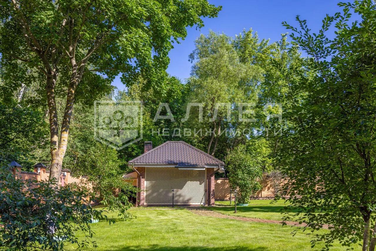 2-этажный коттедж 1 050 м² с отделкой