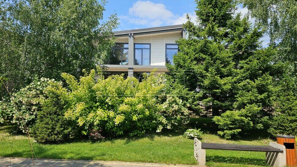 2-этажный коттедж 500 м² без отделки