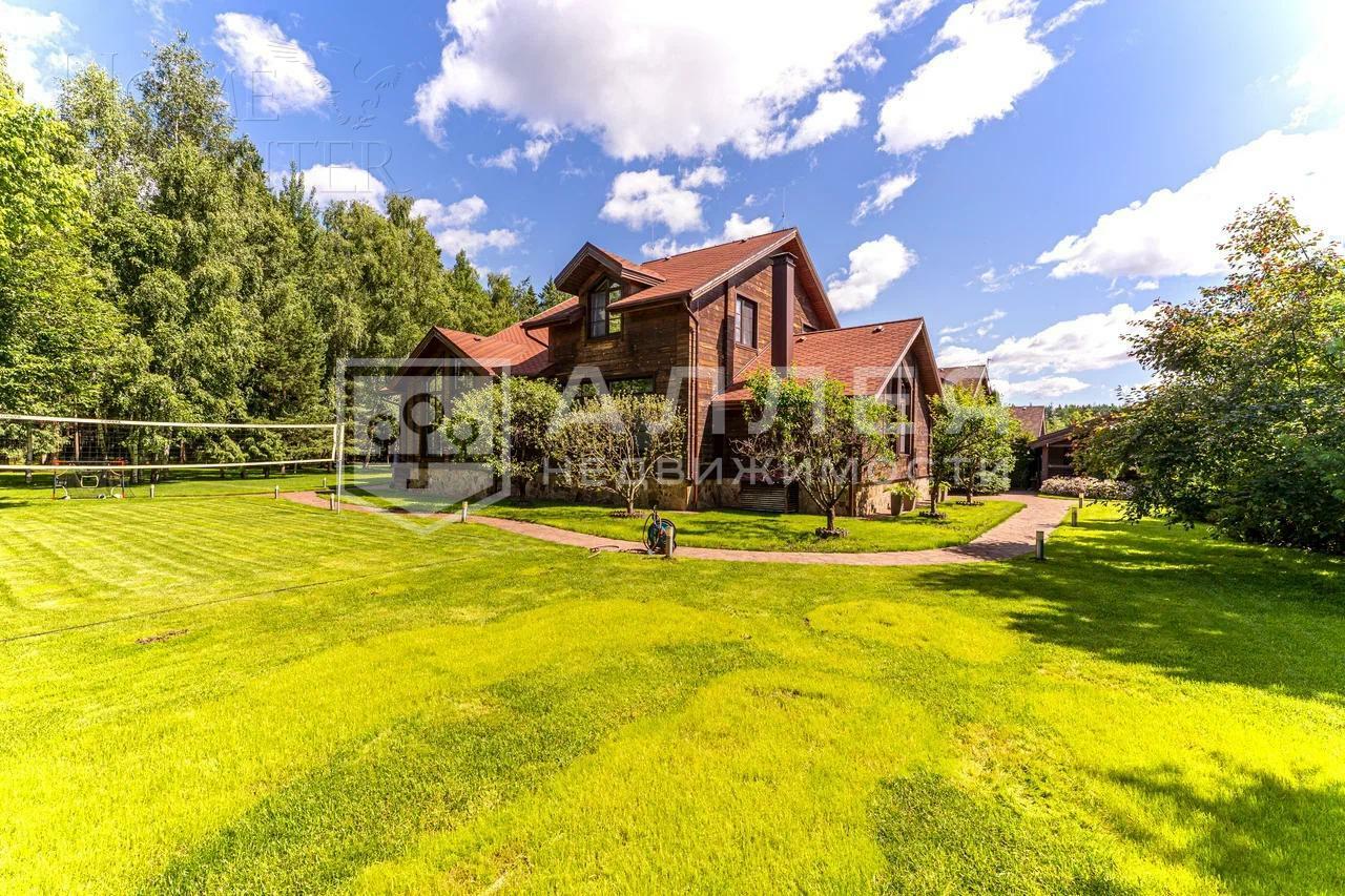 2-этажный коттедж 280 м² с отделкой