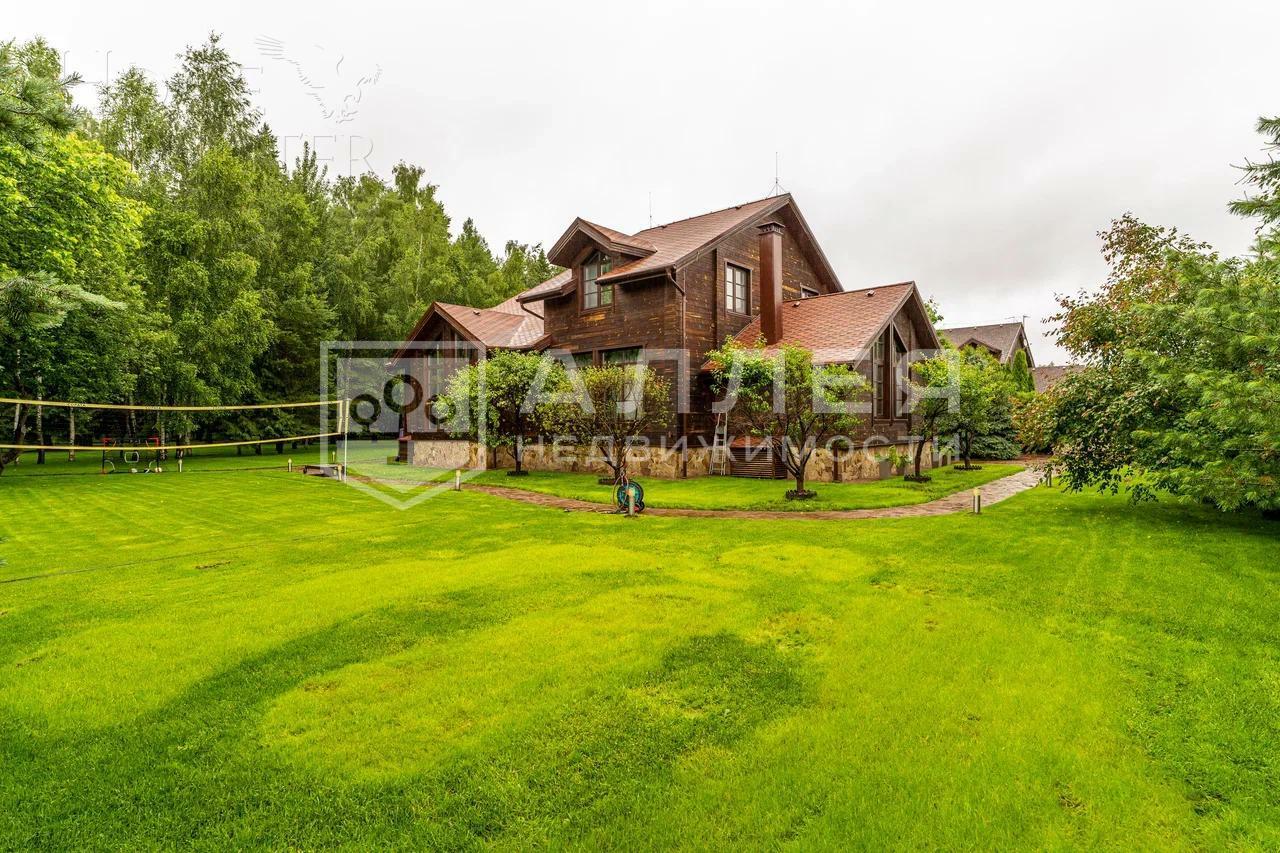 2-этажный коттедж 280 м² с отделкой