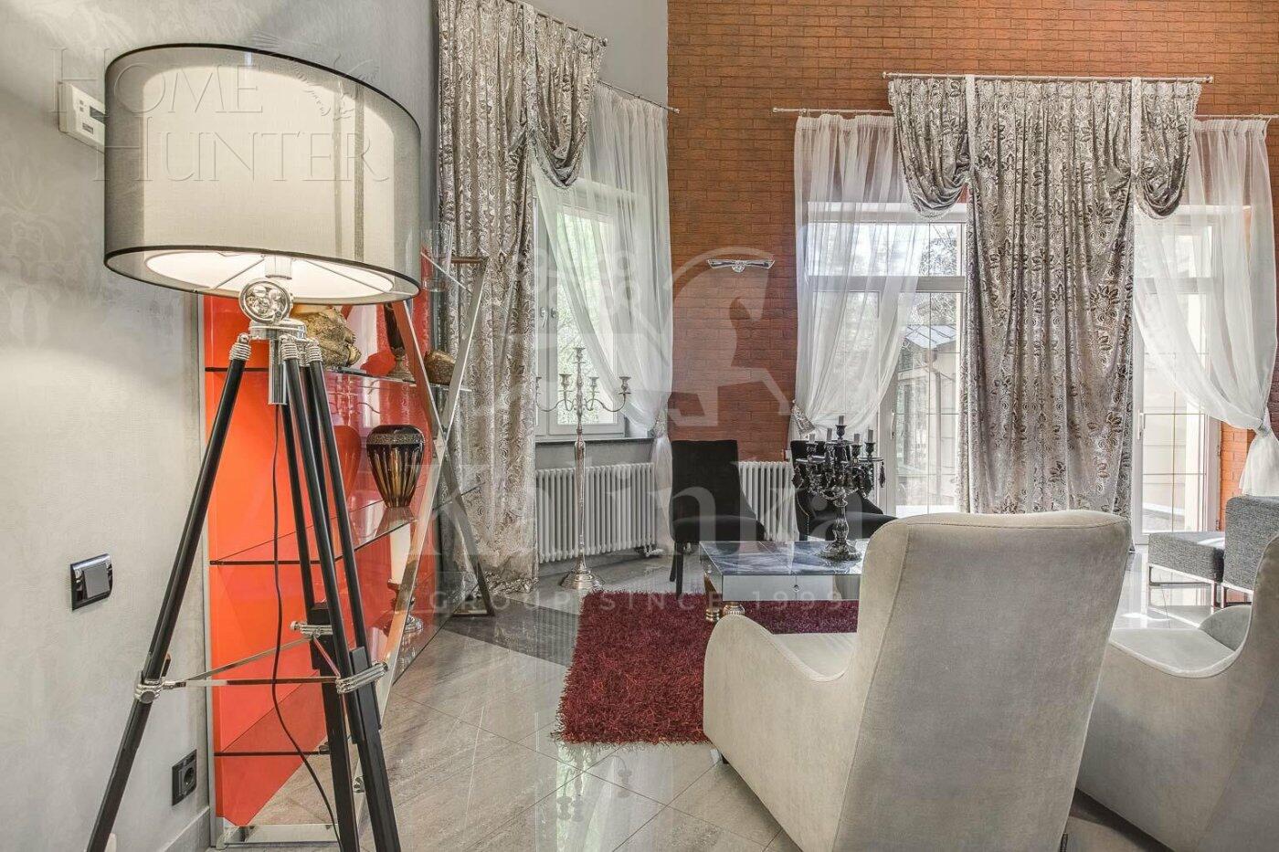 2-этажный коттедж 1 100 м² с отделкой