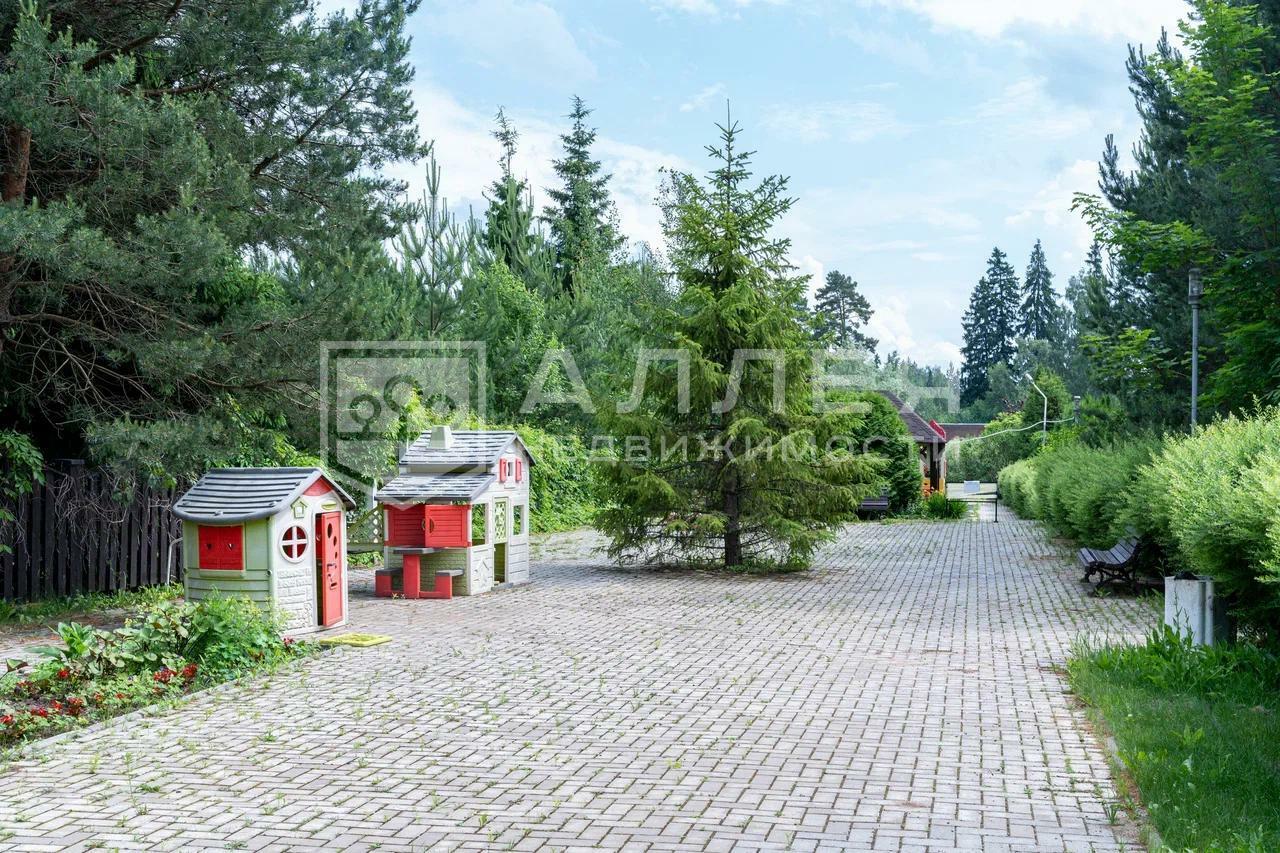 2-этажный коттедж 280 м² с отделкой