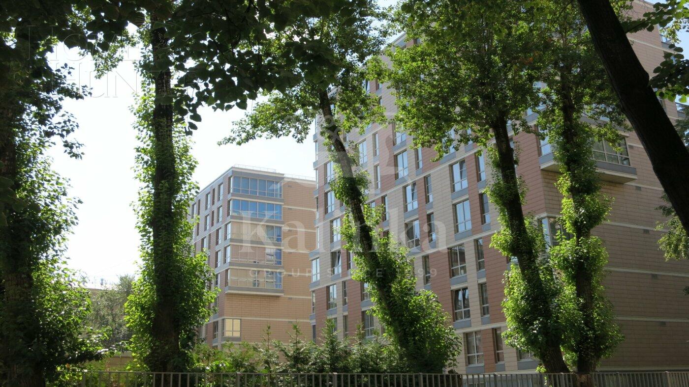 5-КОМН. КВАРТИРА БЕЗ ОТДЕЛКИ 250 М² НА 2 ЭТАЖЕ