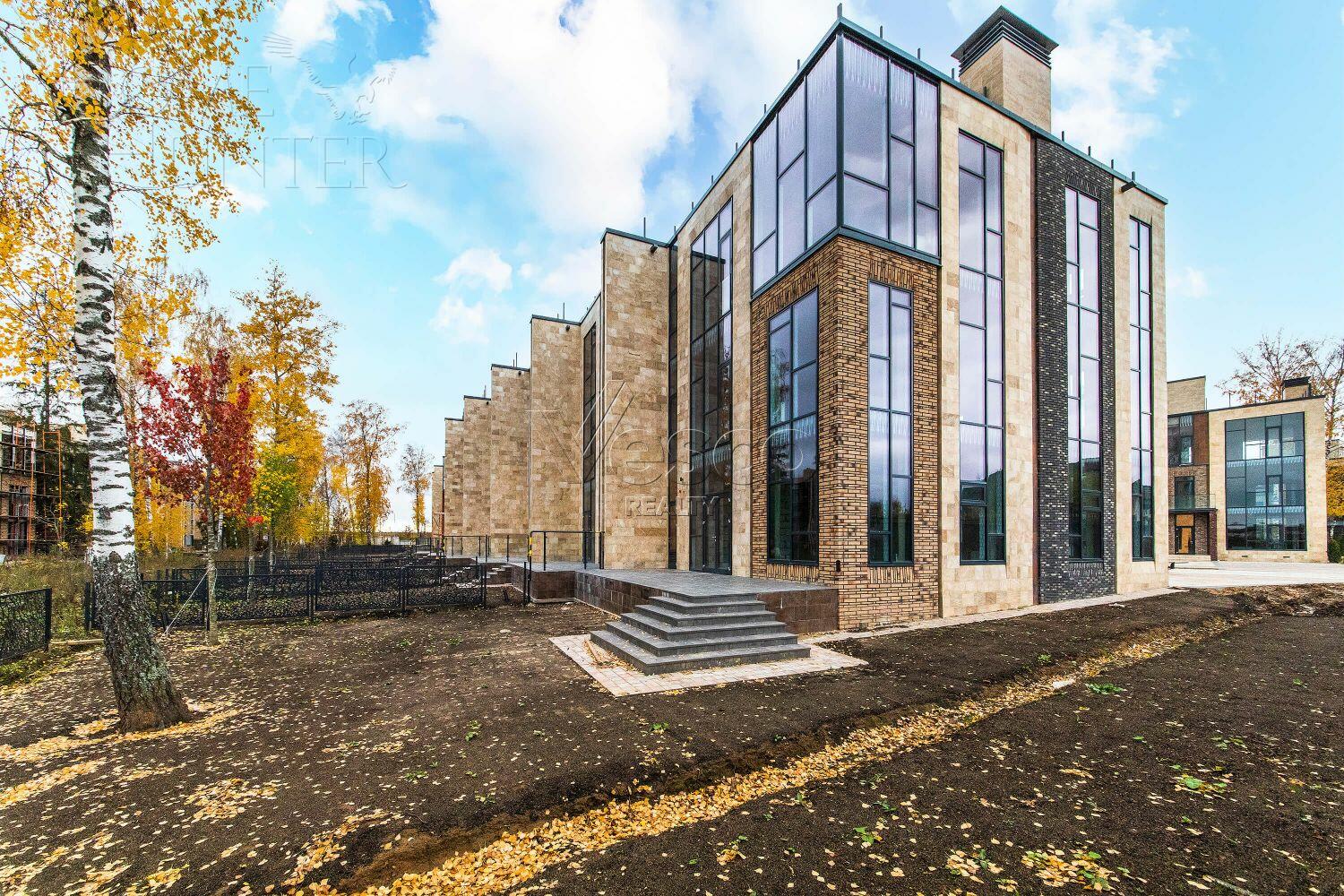 2-этажный таунхаус 236 м² без отделки