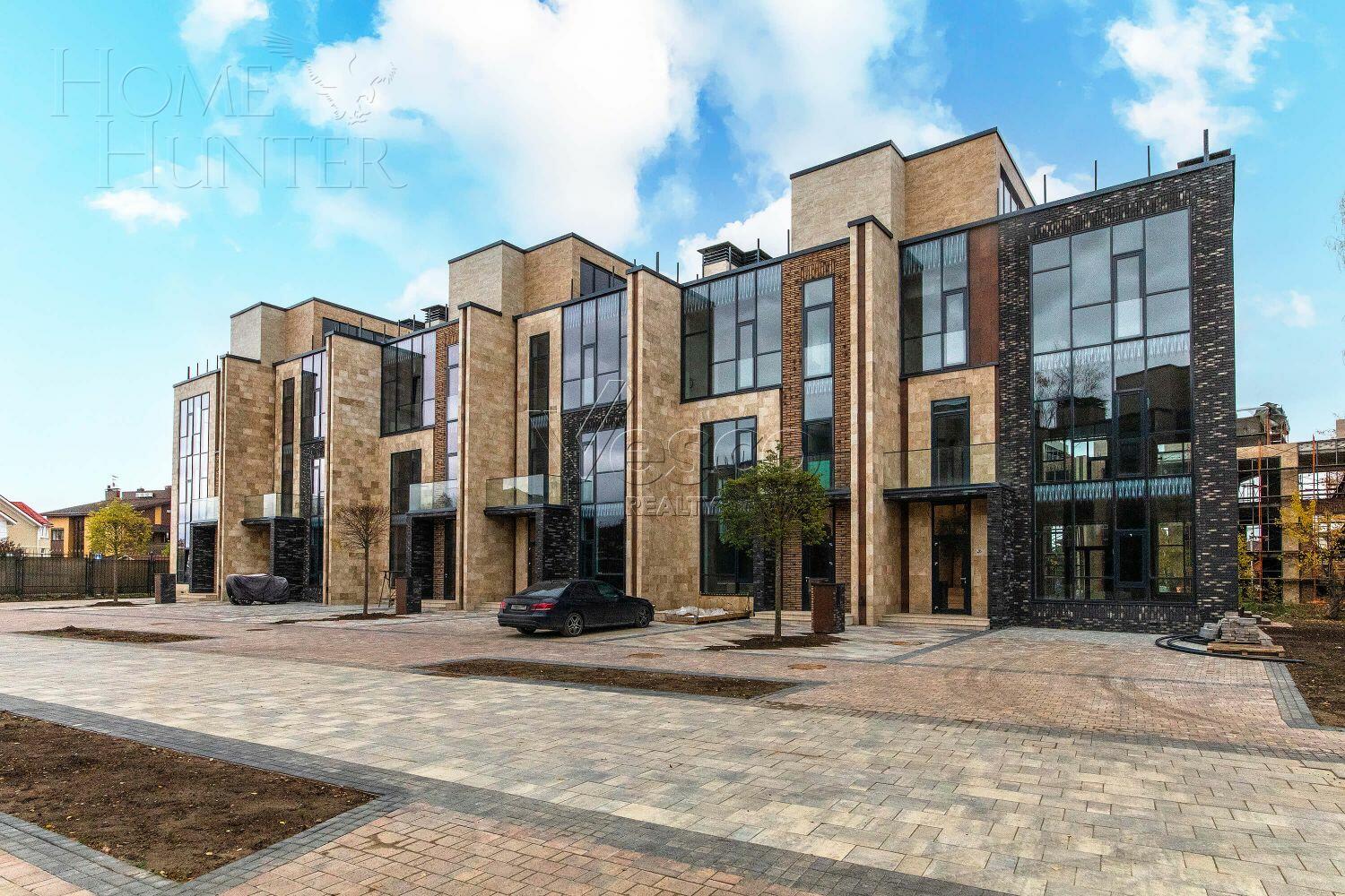 2-этажный таунхаус 236 м² без отделки