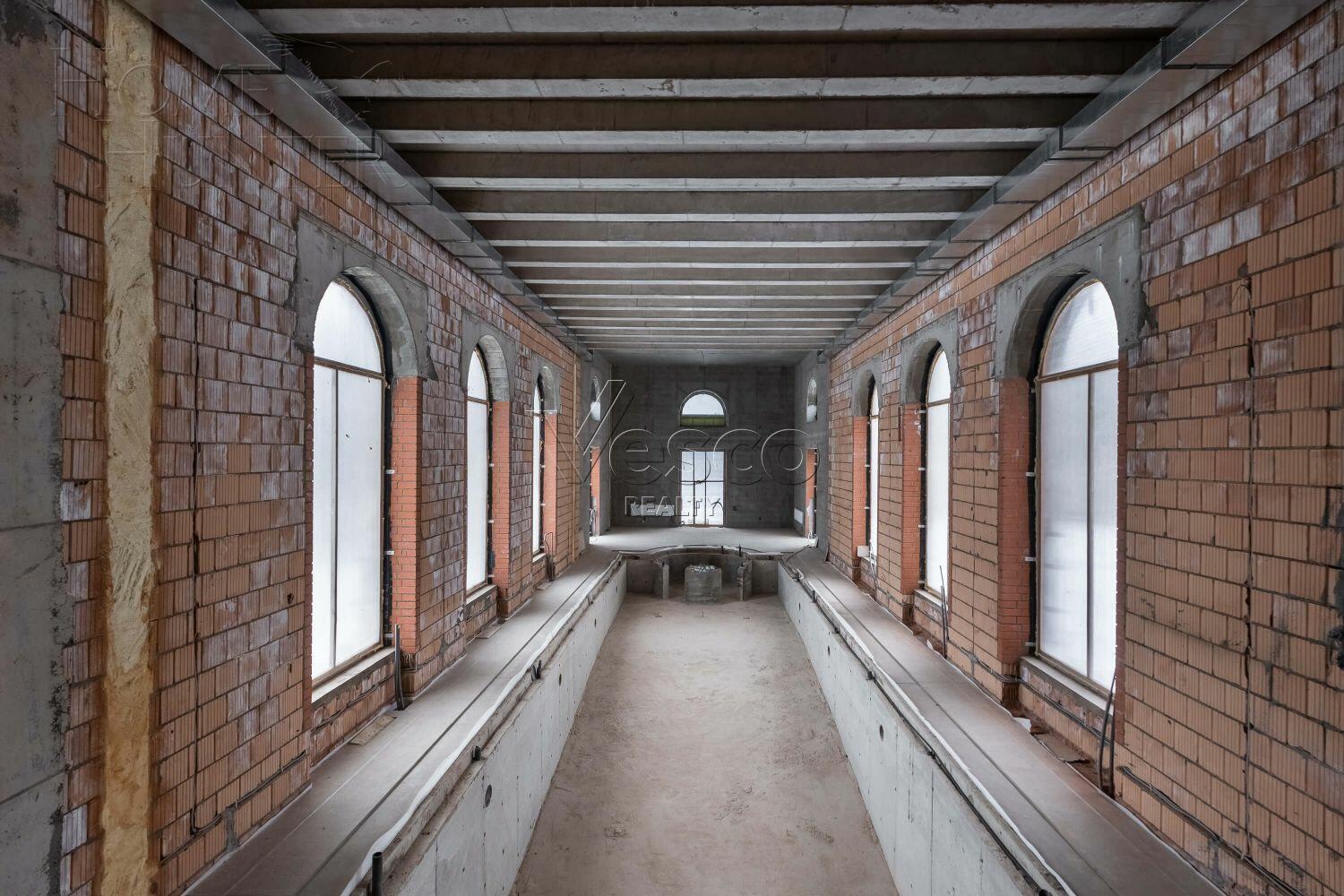 3-этажный коттедж 4 000 м² с отделкой